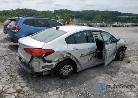 2017 Kia Forte Lx из США, поврежденный, VIN 3KPFK4A71HE032353